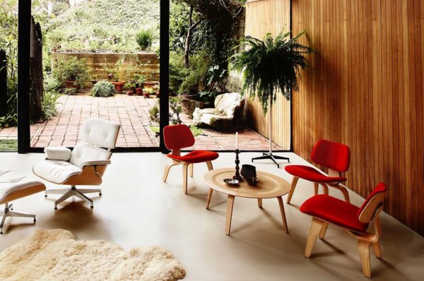 3. ig_prd_ovw_eames_molded_plywood_chairs_02