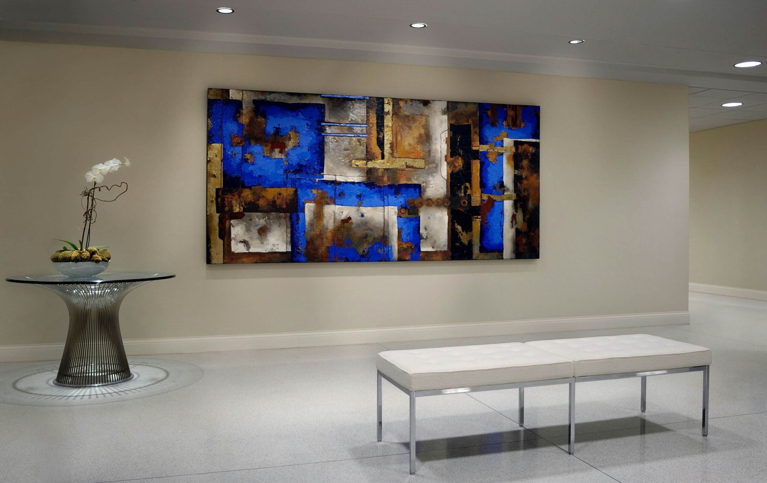 florence knoll lounge bench chair at a museum