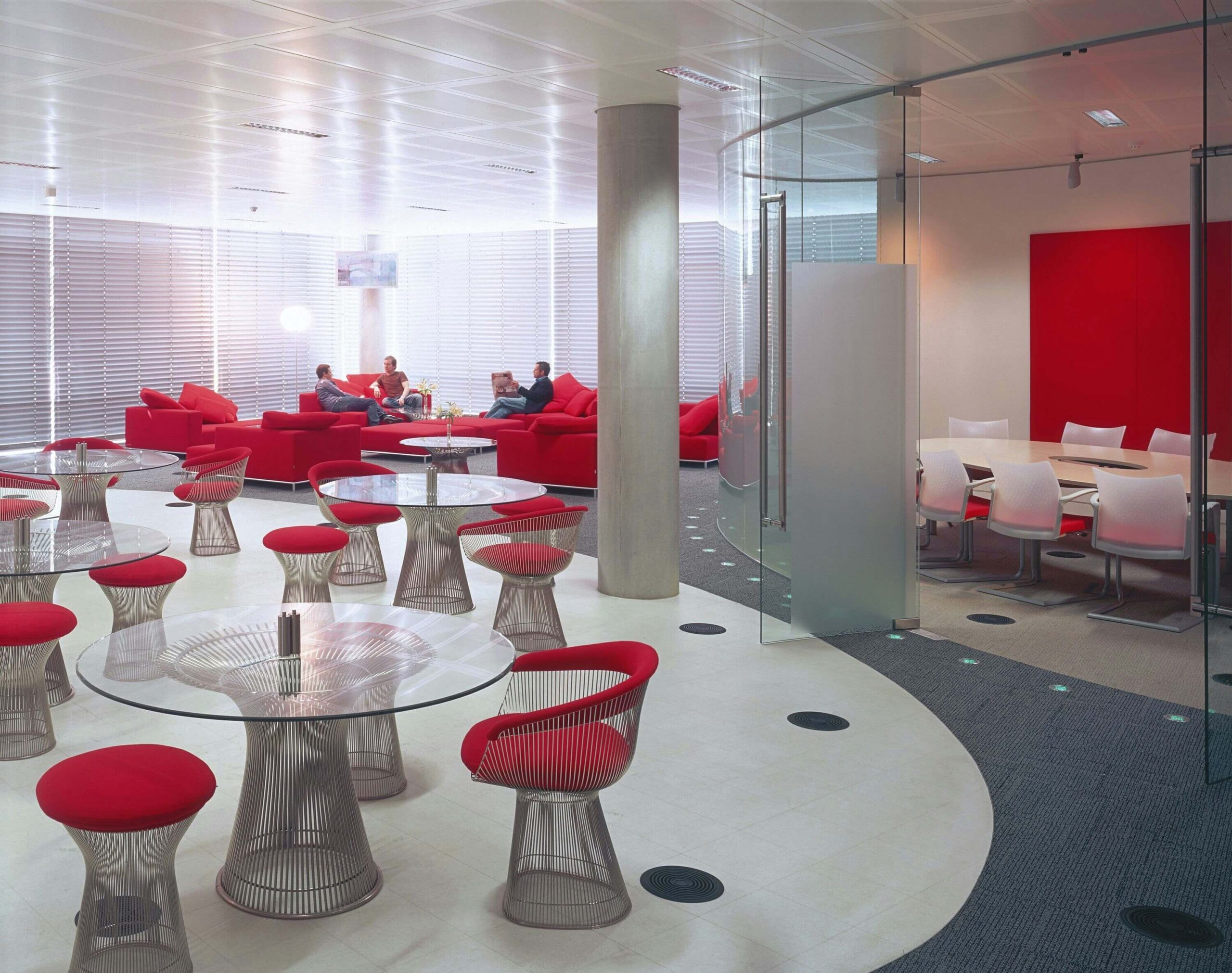 Platner Arm side chair in a modern office design