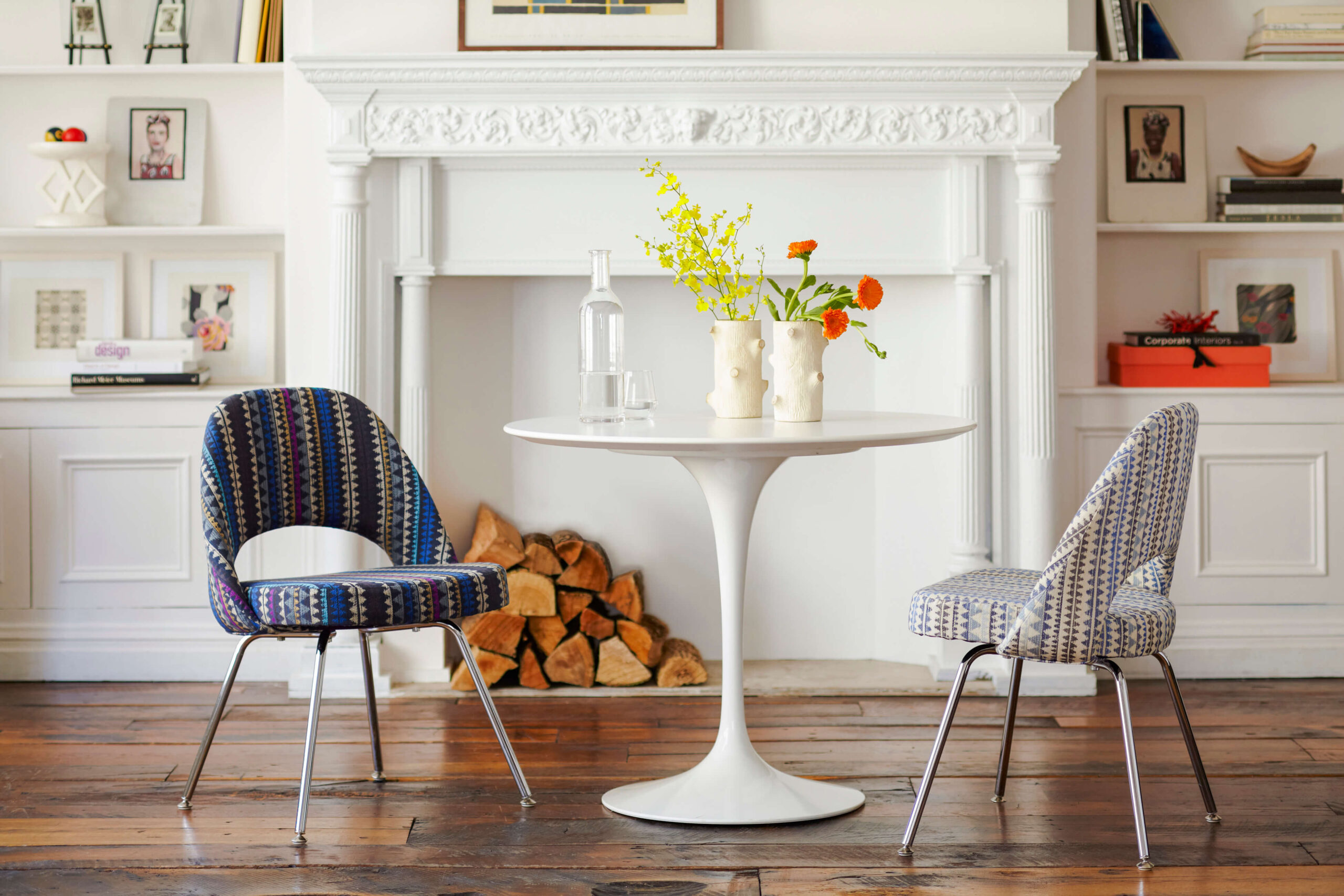 Saarinen printed fabric Chair No Arms in a white room