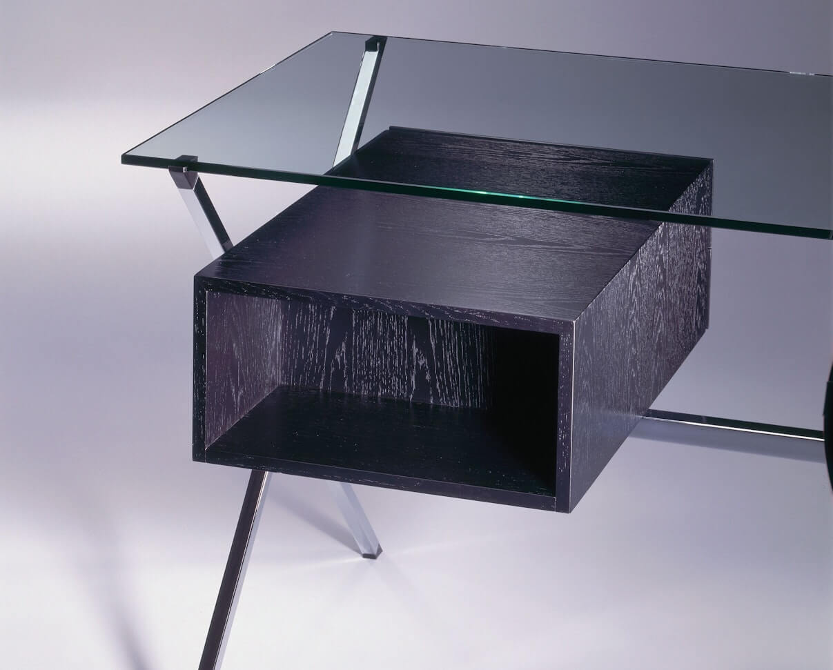 albini desk size