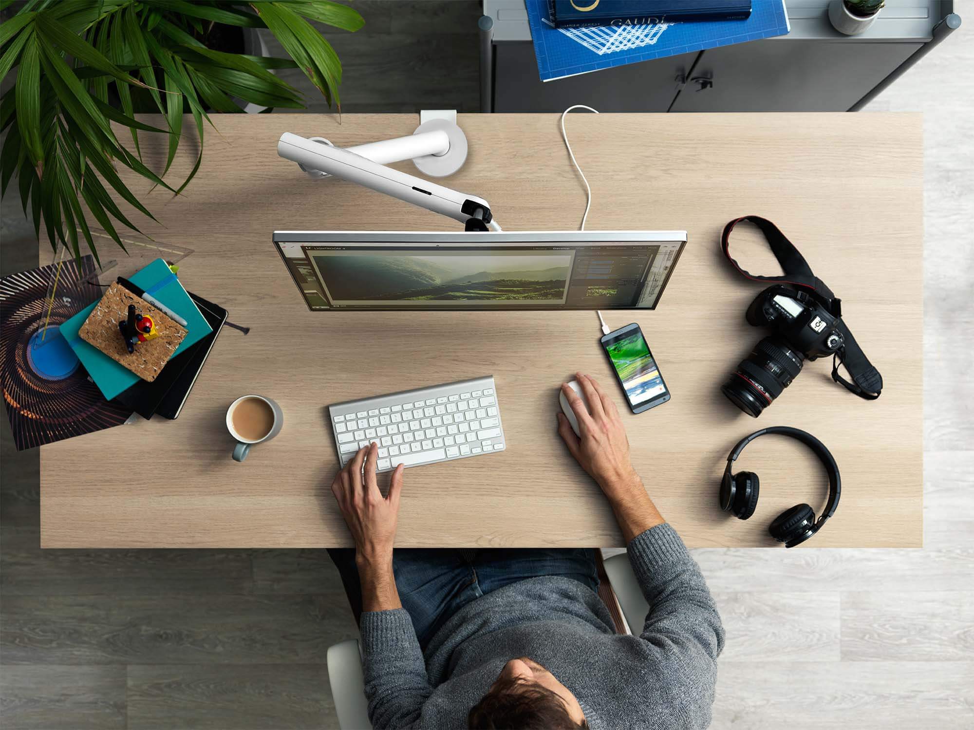 Flo Ergonomic Monitor Arm from the top