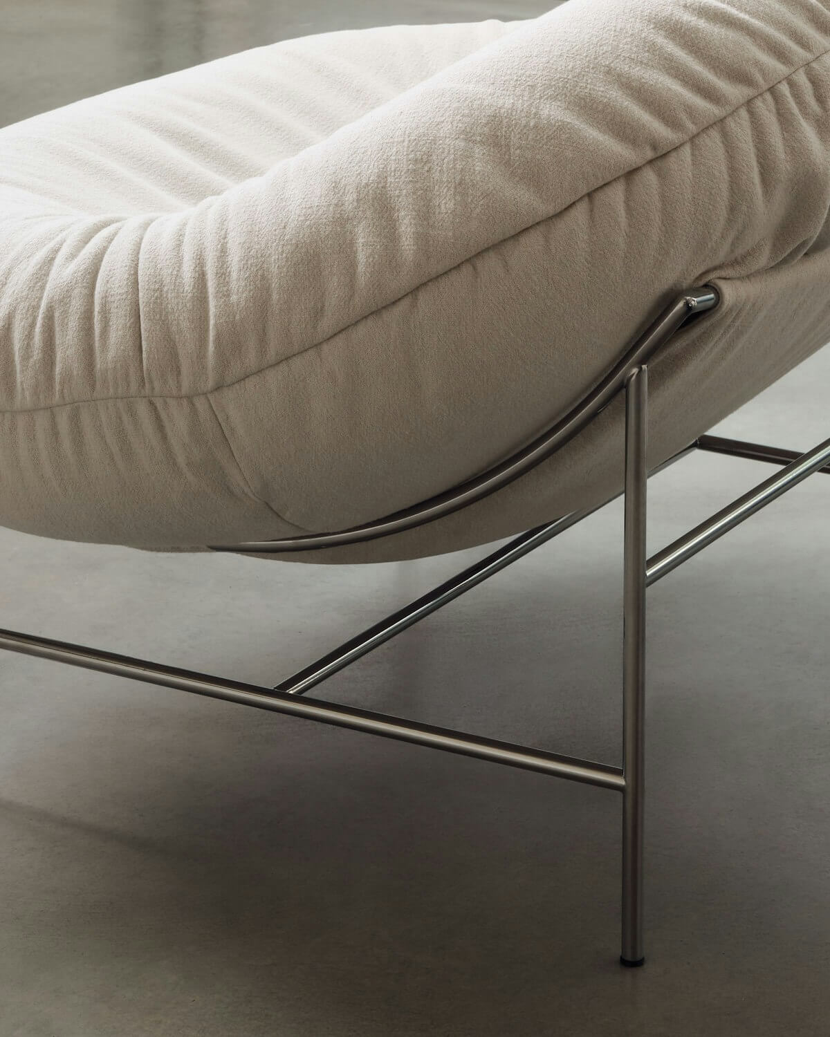detail of the base of the Perron Bun Lounge Chair and Ottoman by knoll in sydney